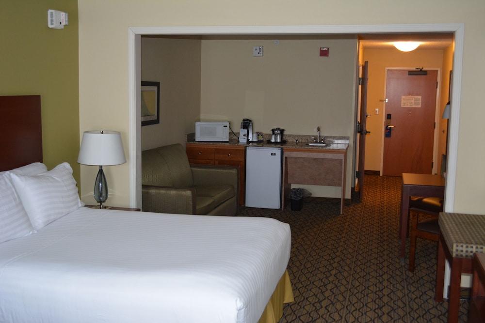 Holiday Inn Express Hotel & Suites Lancaster Zewnętrze zdjęcie