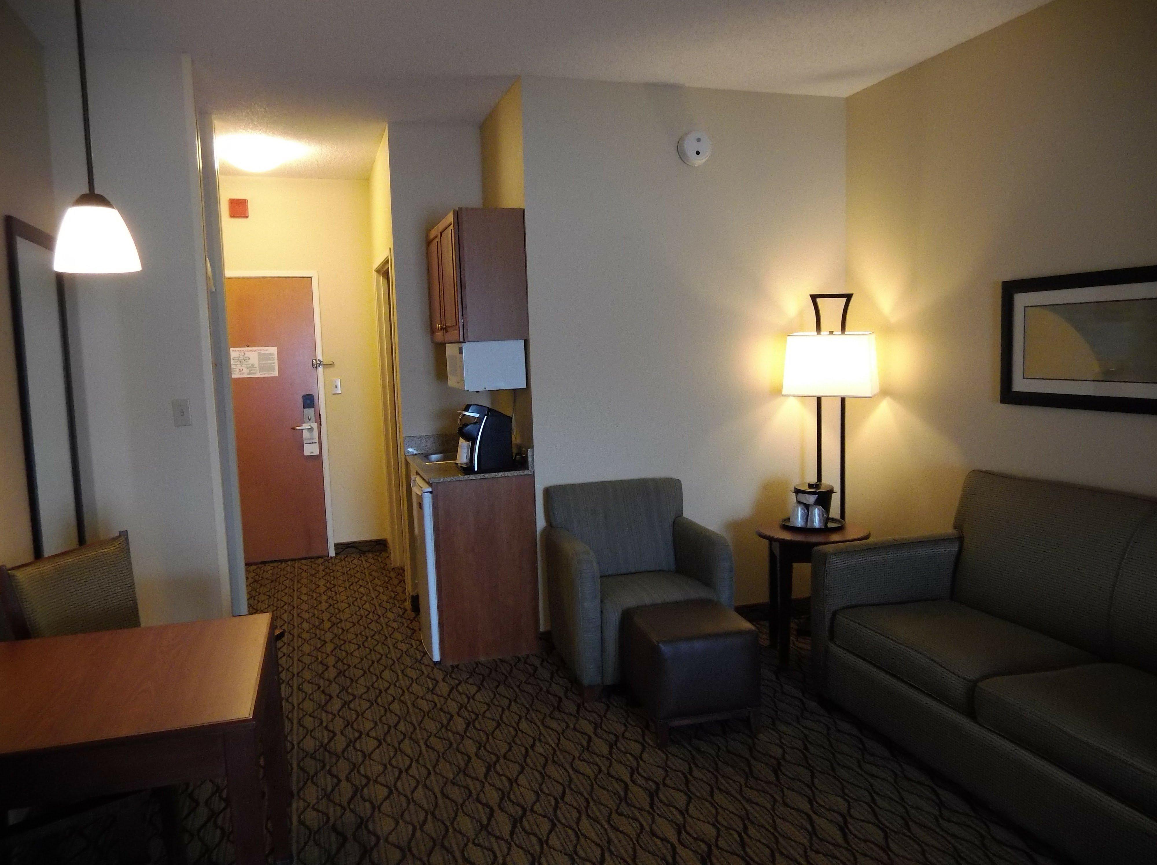 Holiday Inn Express Hotel & Suites Lancaster Zewnętrze zdjęcie